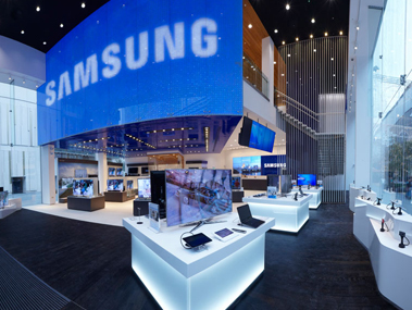 The new Samsung Store, Westfield in Stratford, London gives you a chance to get up close and personal and see the best of the Samsung product range.