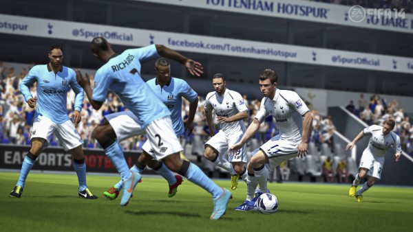 New to FIFA 14 is Precision Movement, a feature that recreates the dynamic movement of real-world players.