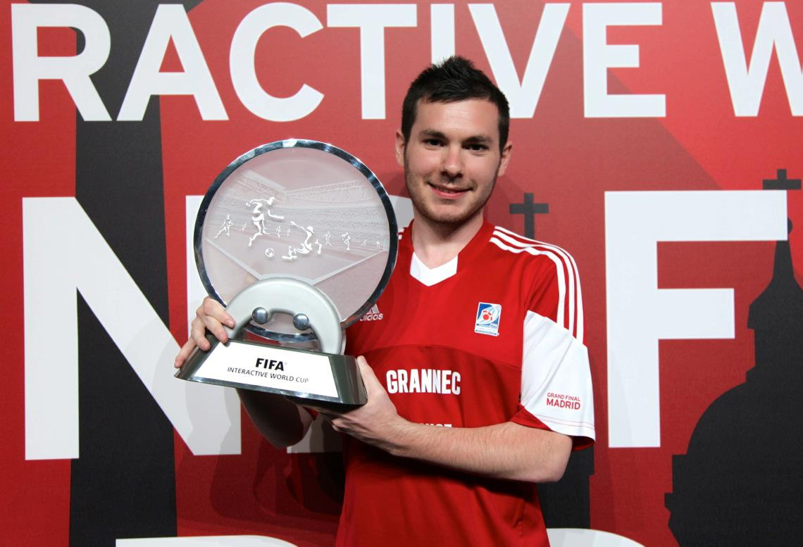 Bruce Grannec is crowned FIWC 2013 Champion