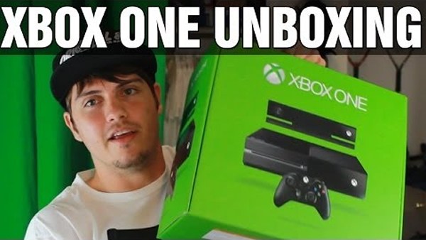 XBOX ONE UNBOXING! (HD) The Basics (Quick Preview) | Most Excited Next Gen Games? Standard Edition